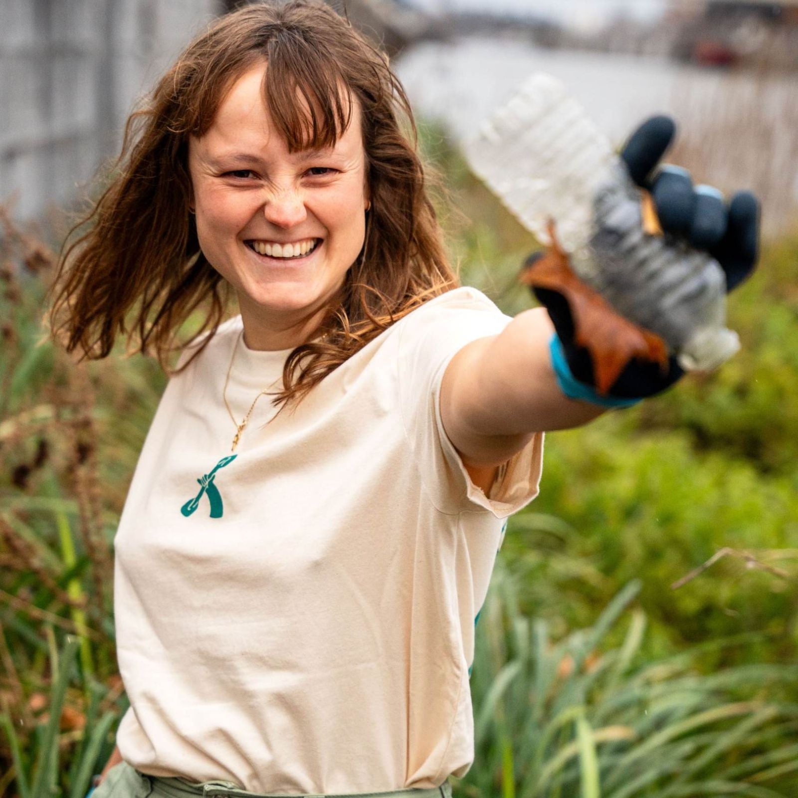 Bambaw x City to Ocean | &quot;Less Trash, More Fish&quot; 100% Katoen T-shirt